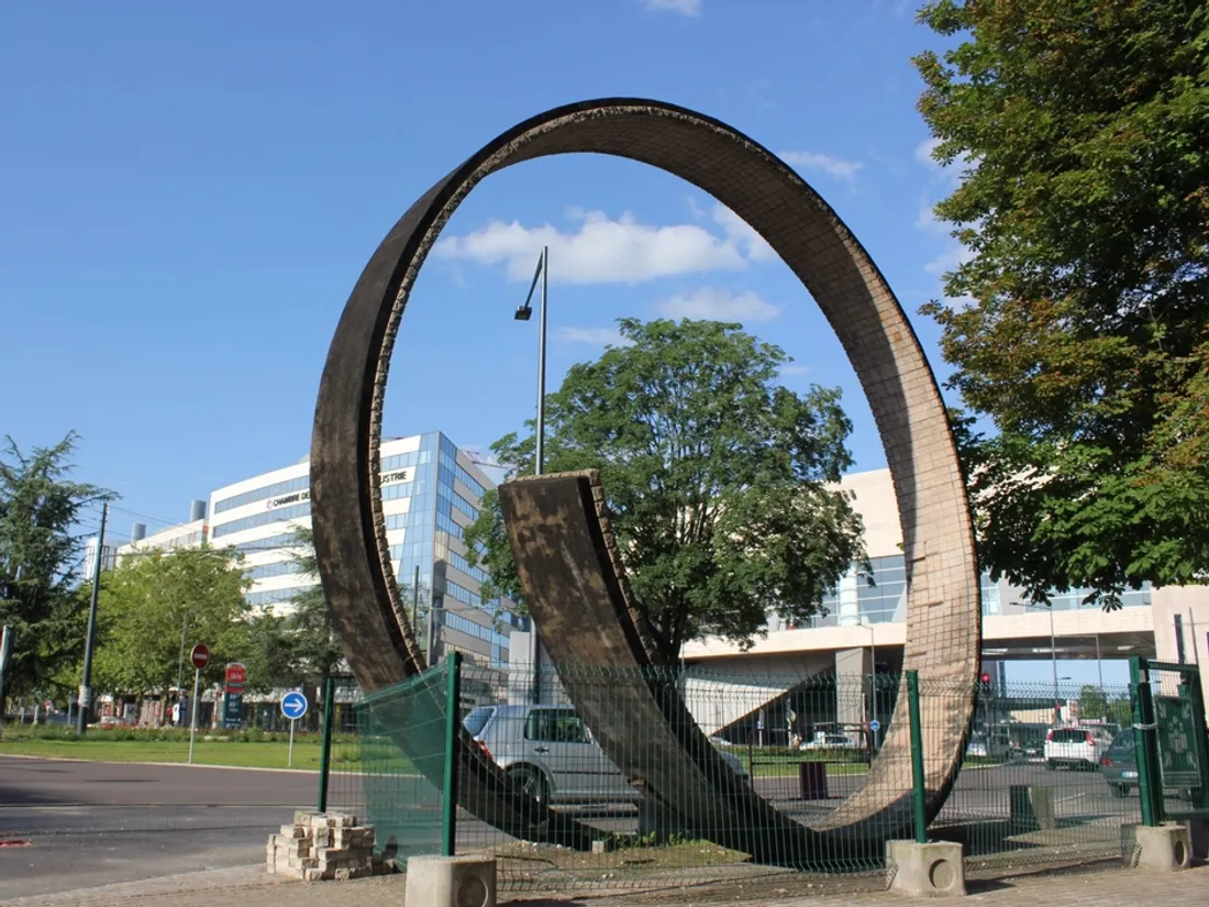 L’œuvre « Copeau de trottoir » à Dijon bientôt détruite